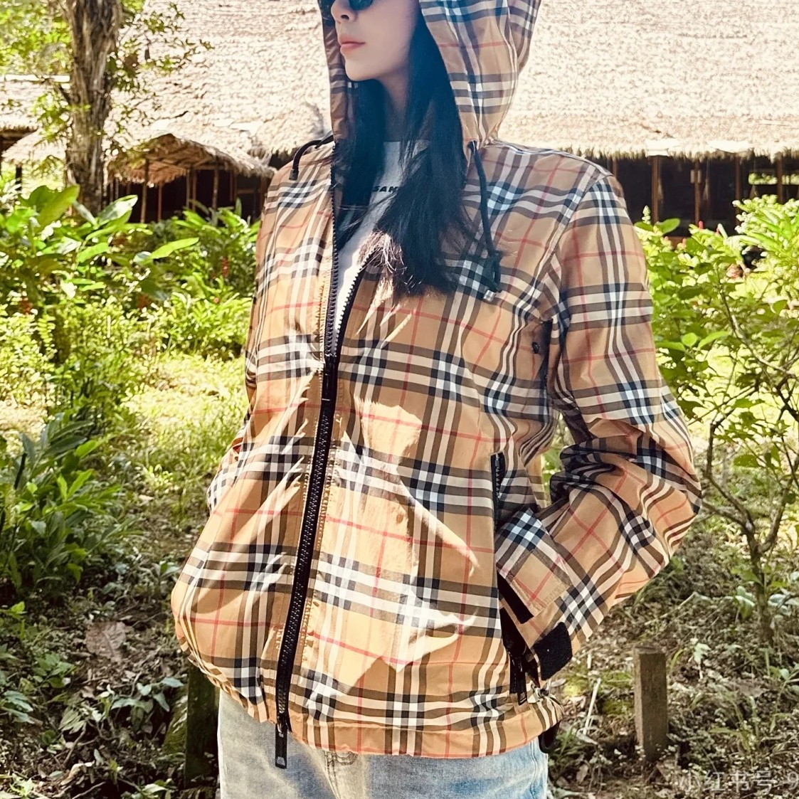 99新 BURBERRY/博柏利 A1292/经典格纹连帽拉链夹克外套 /UK8码