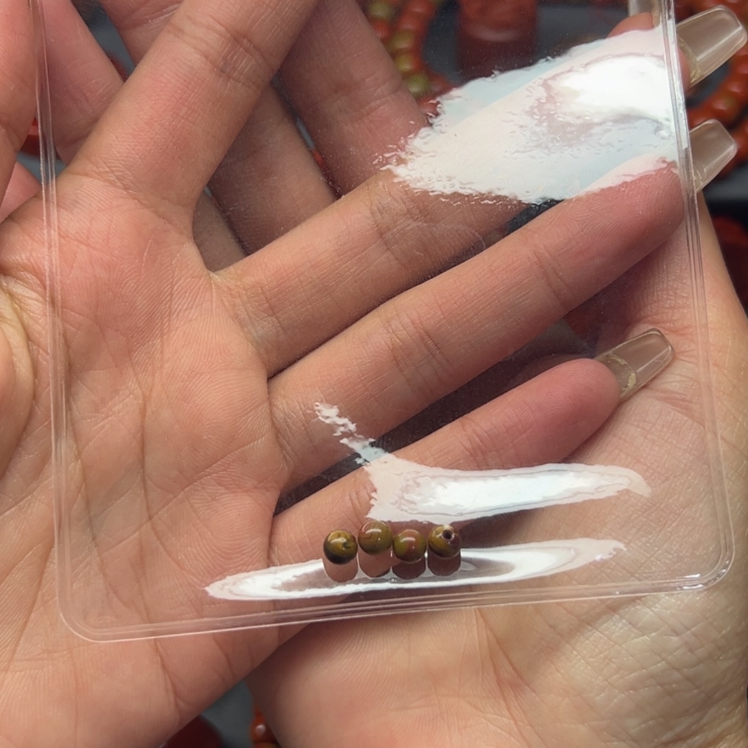 乐***憨玛瑙/玉髓未镶嵌配饰