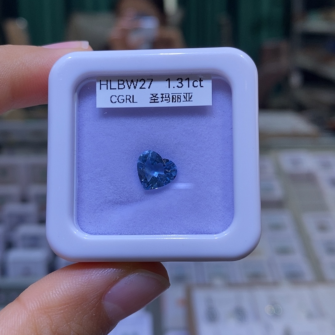 田***N海蓝宝石裸石天然圣玛利亚1.31克拉