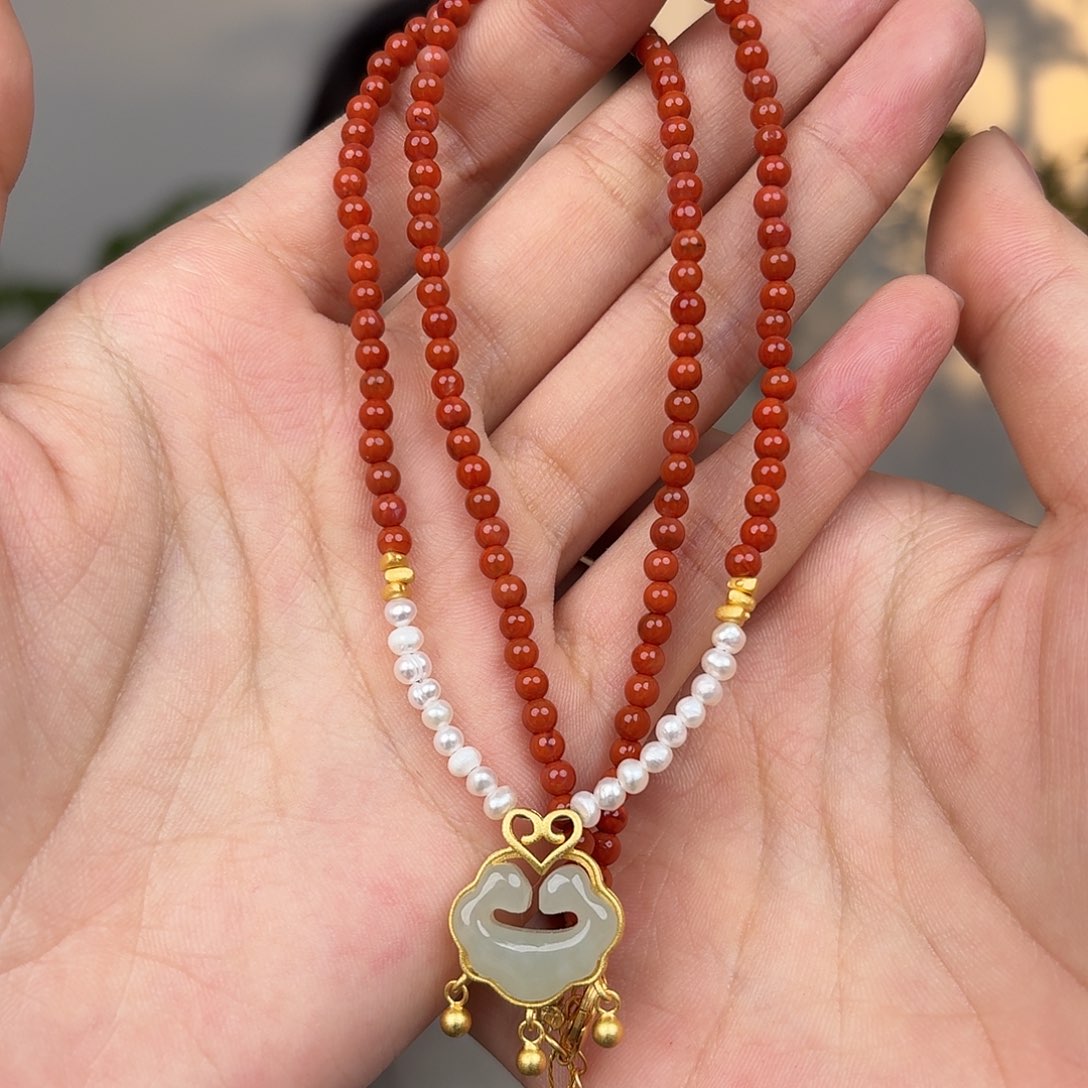 南红玛瑙未镶嵌珠宝奇石