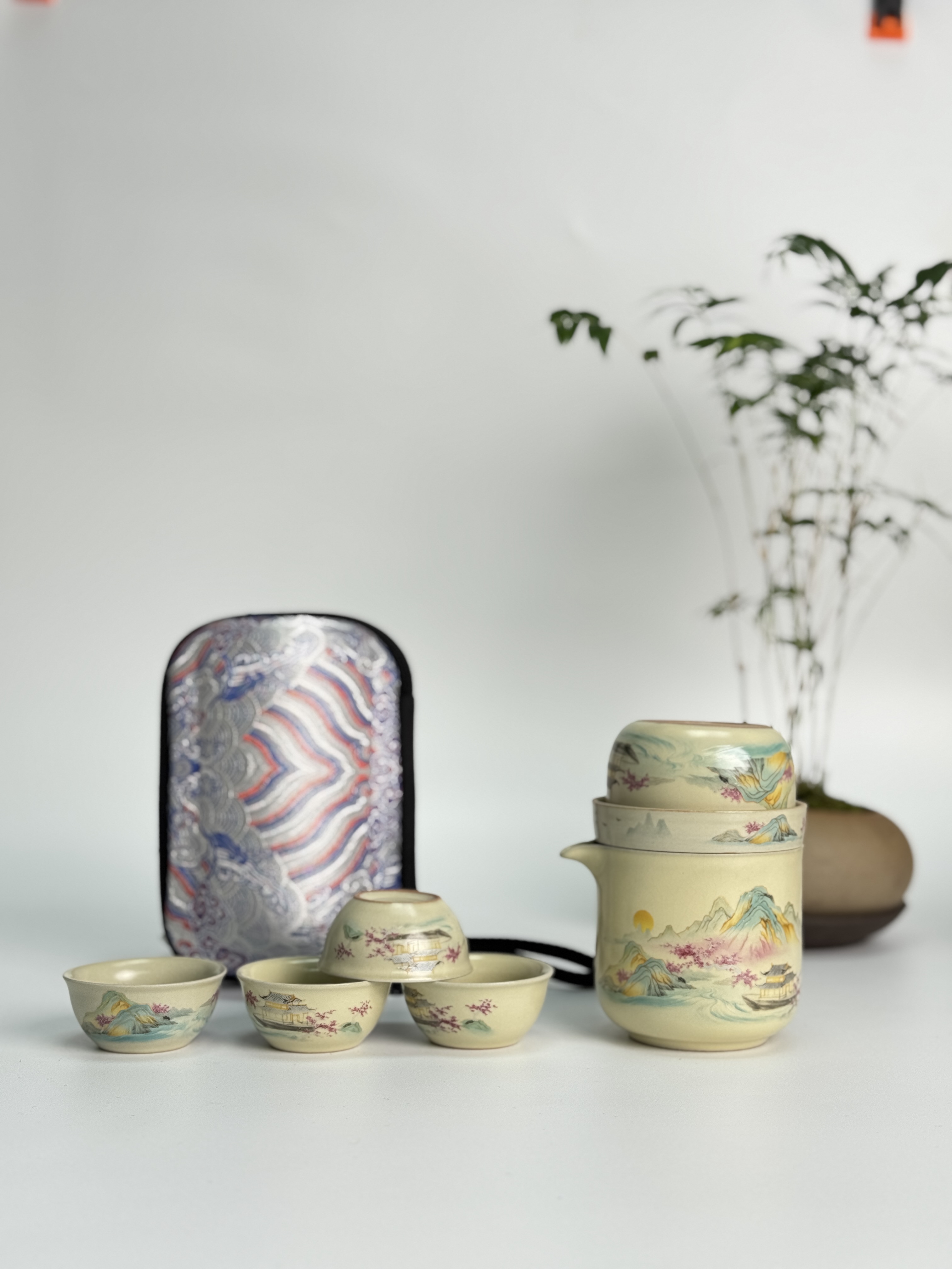 当代汝窑【山水】一壶4客杯 （紫 白 包）