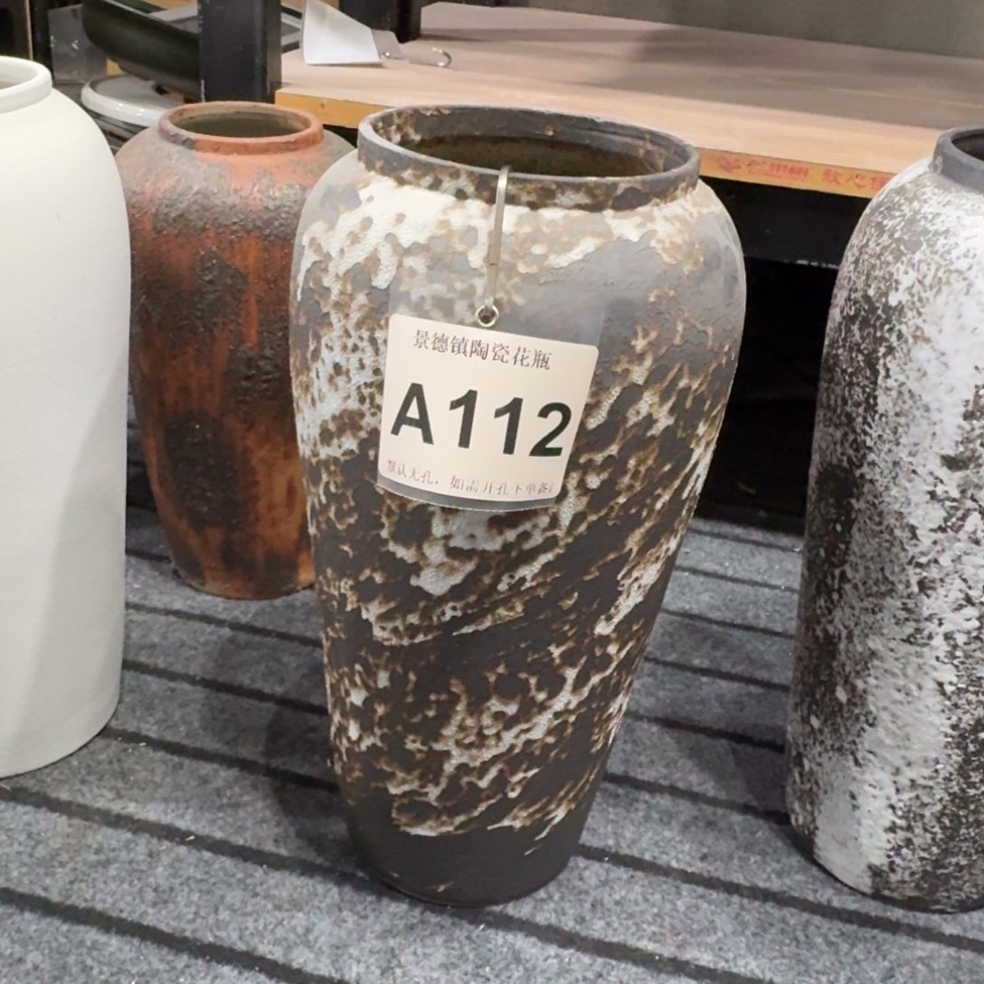 皮***物陶摆件景德镇高温花瓶编码a112高38口12默认无孔