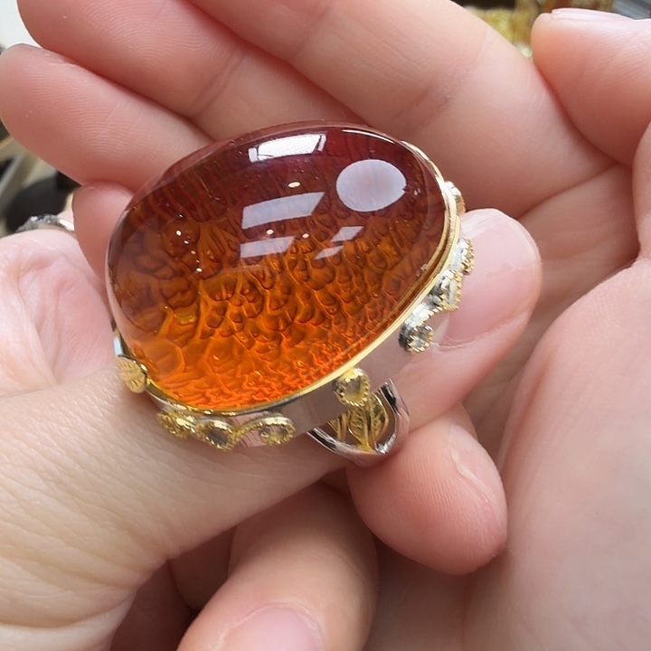 琥珀未镶嵌珠宝奇石