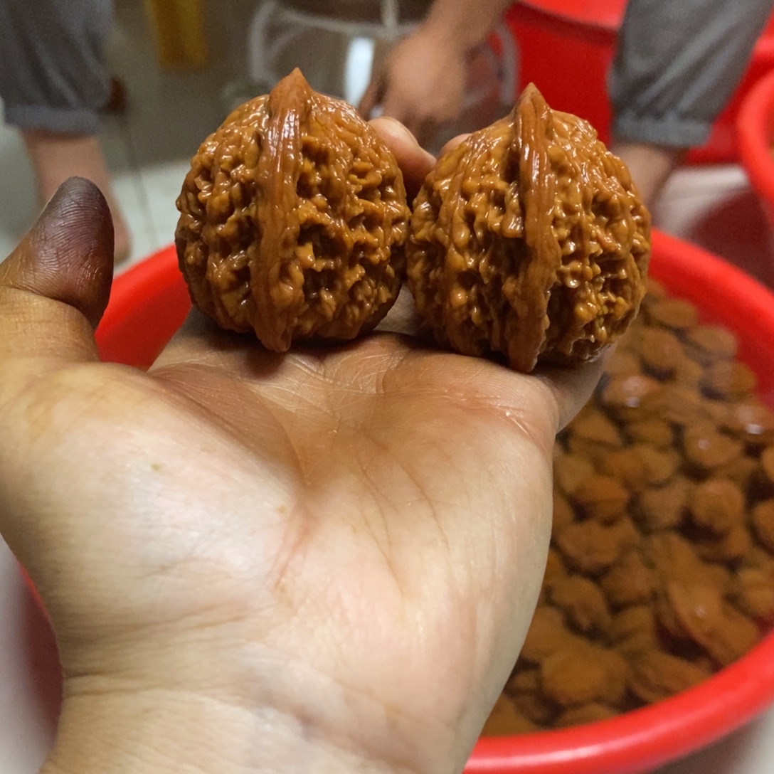 一***艺核桃把件43麦穗虎头