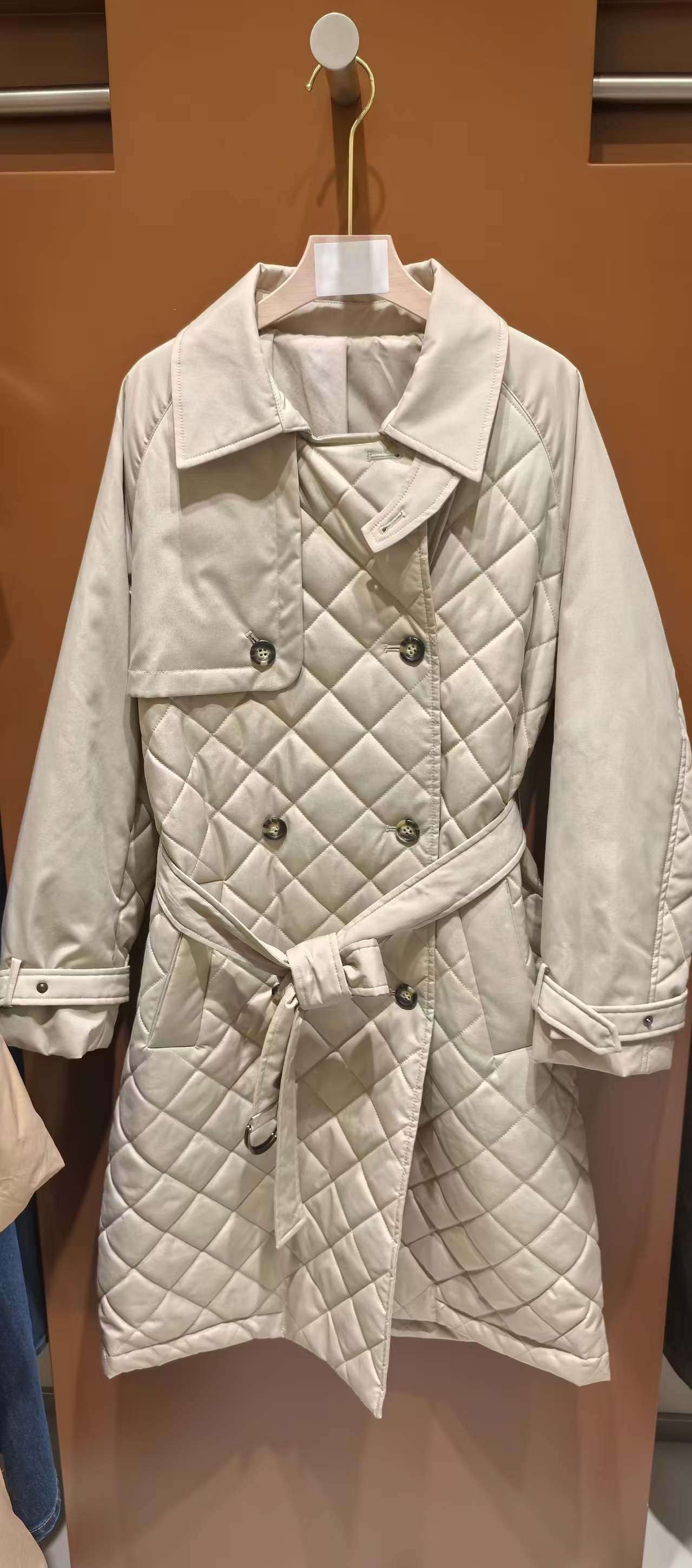 【lp】2025新款秋冬轻奢女士上衣-lp02