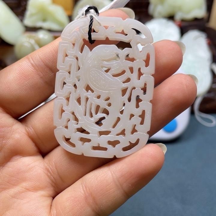 和田玉未镶嵌颈饰泽****海