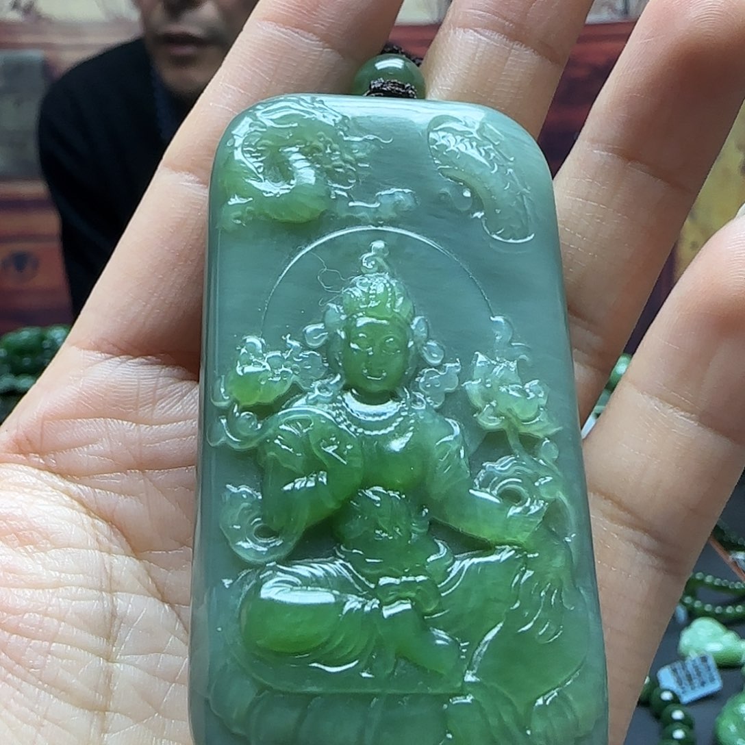 和田玉吊坠未镶嵌