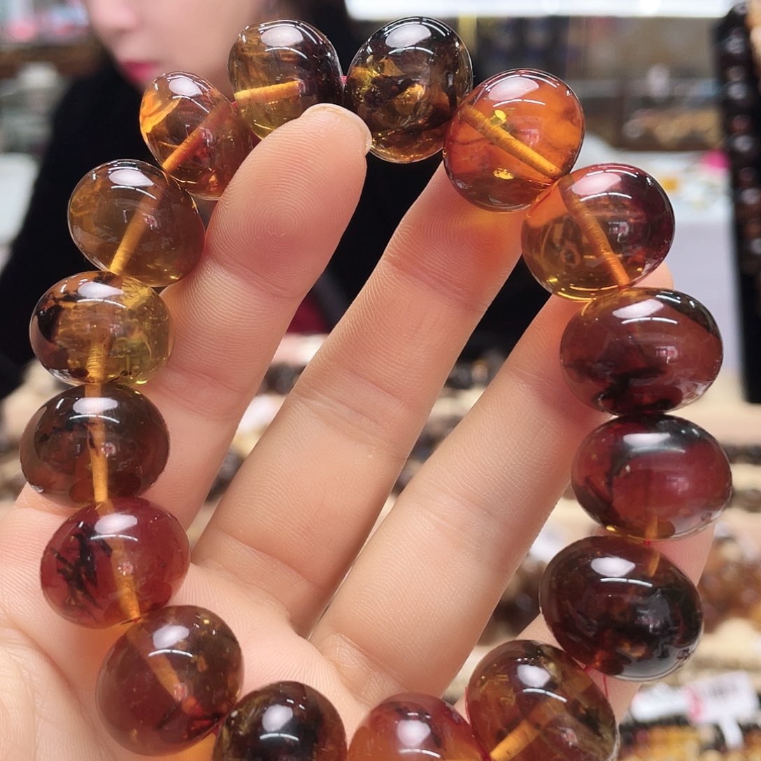 琥珀裸石未镶嵌十七