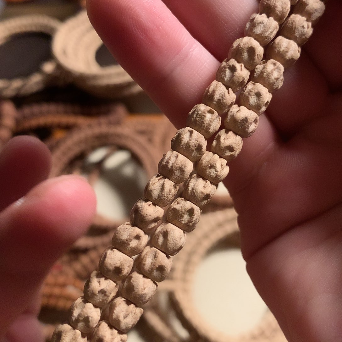 柏香籽/百香籽吊坠