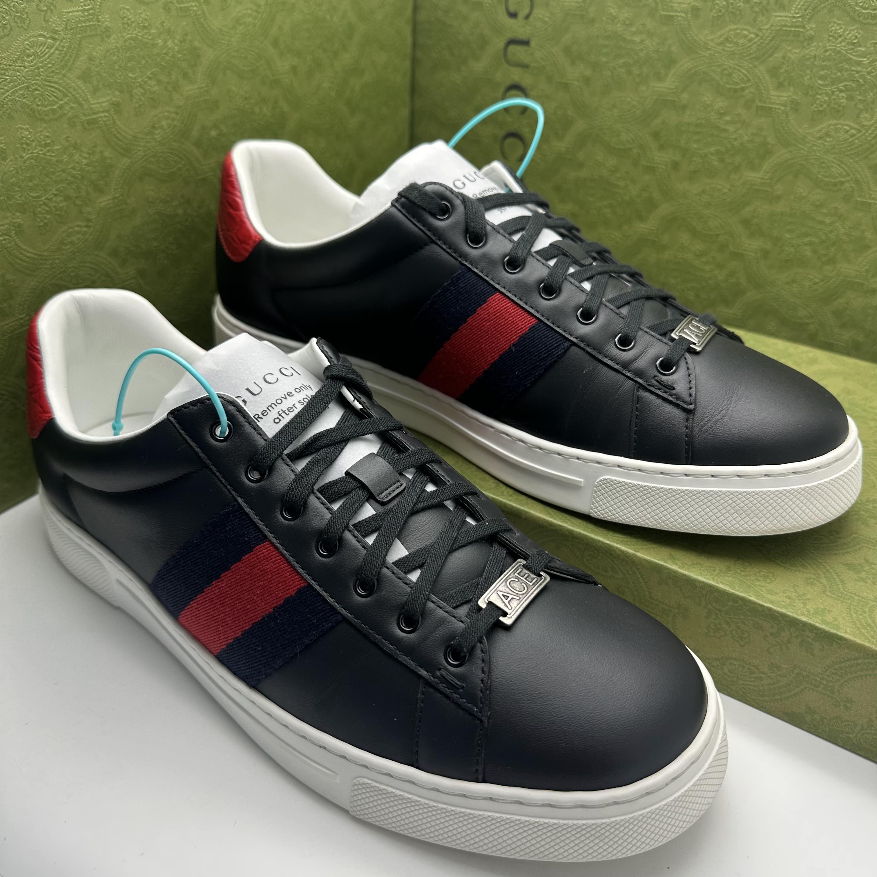 95新 GUCCI/古驰 44欧码/经典ACE黑色舒适休闲板鞋男款