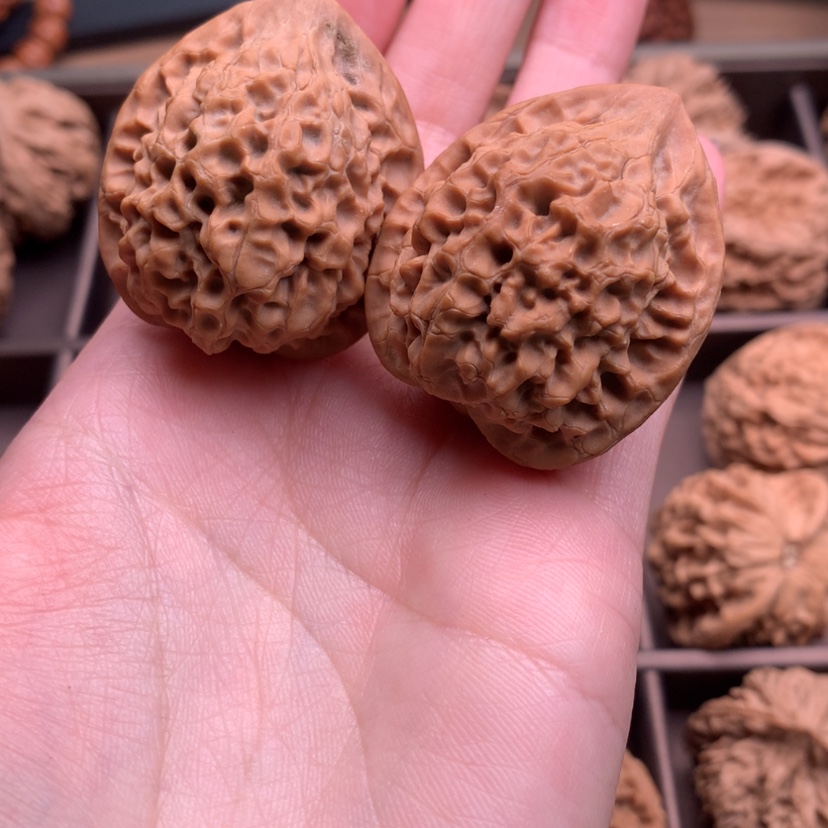 【闪购商品】文玩核桃把件顽*秦岭野生