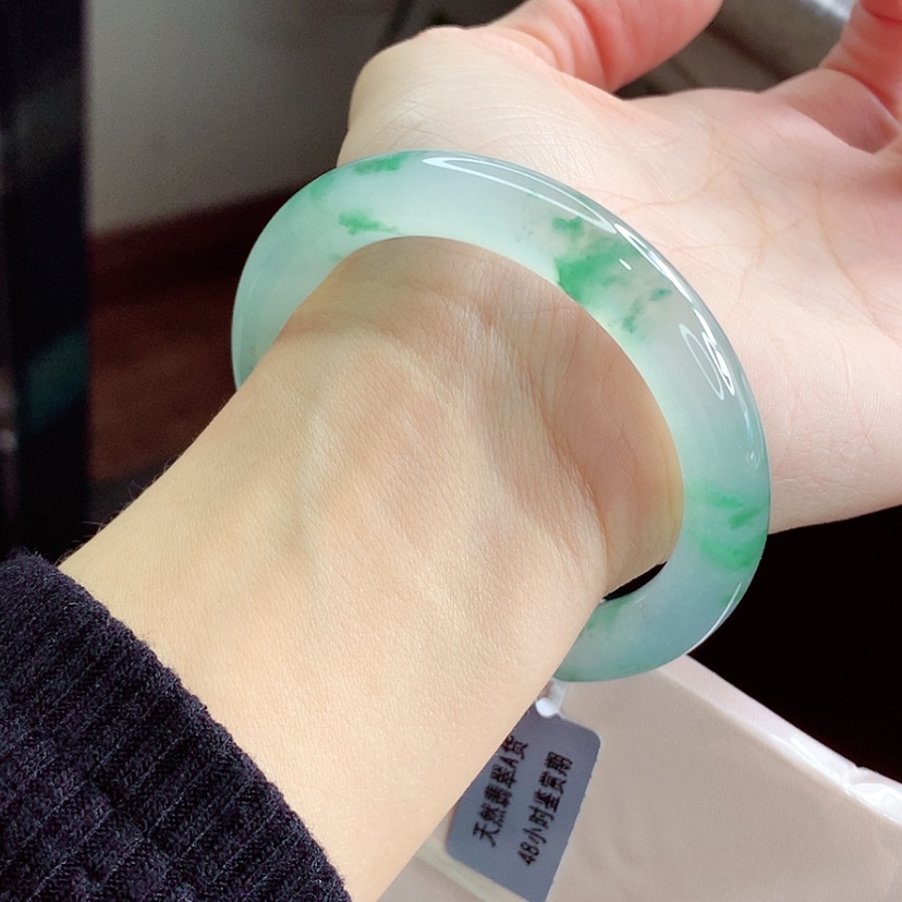 【闪购商品】翡翠手镯（圆镯）未镶嵌50.8 宝藏毕业 灵