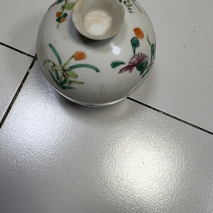 星***涵四季花卉糖缸有线有修品相如图