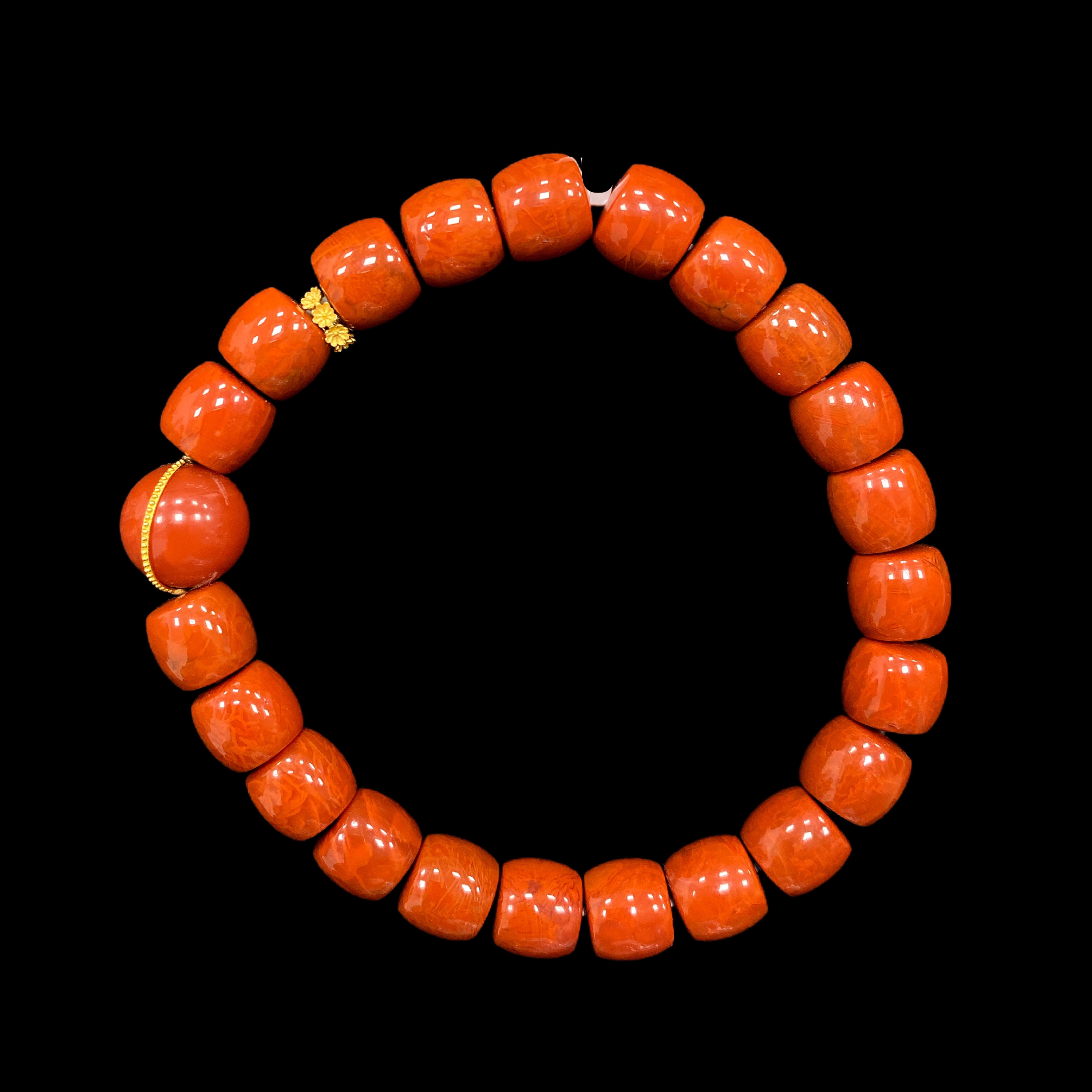 V8076 南红18K手串孤品