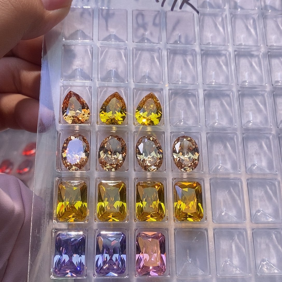 10*14 2颗锆石（处理）锆石