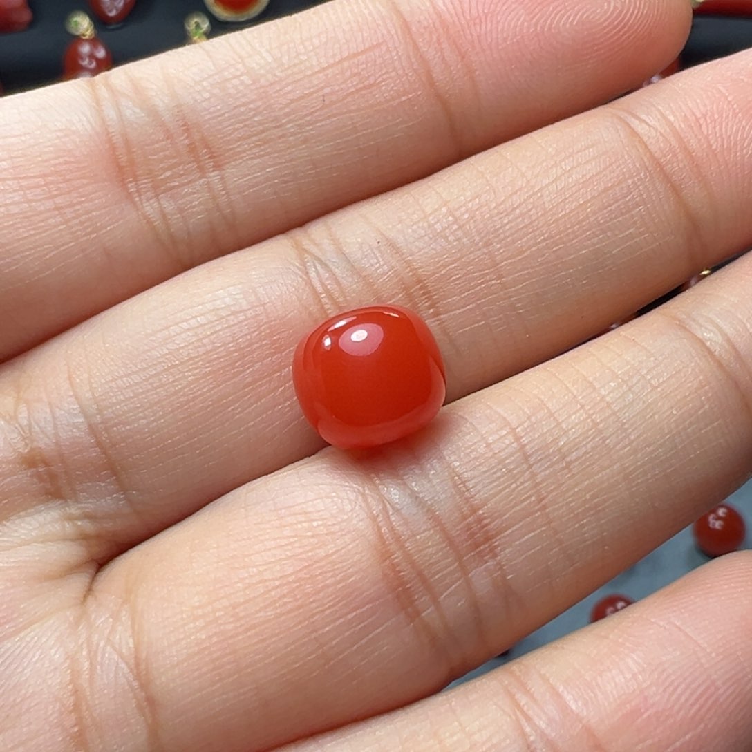 南红玛瑙珠子未镶嵌