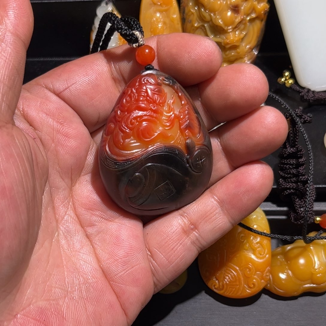 和田玉挂件未镶嵌变****林