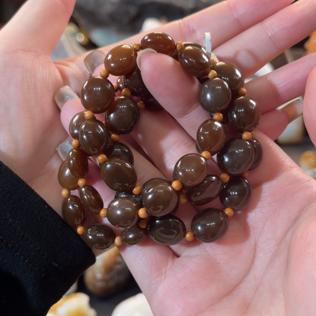 和田玉（糖玉）未镶嵌颈饰金山全糖糖豆项链46颗