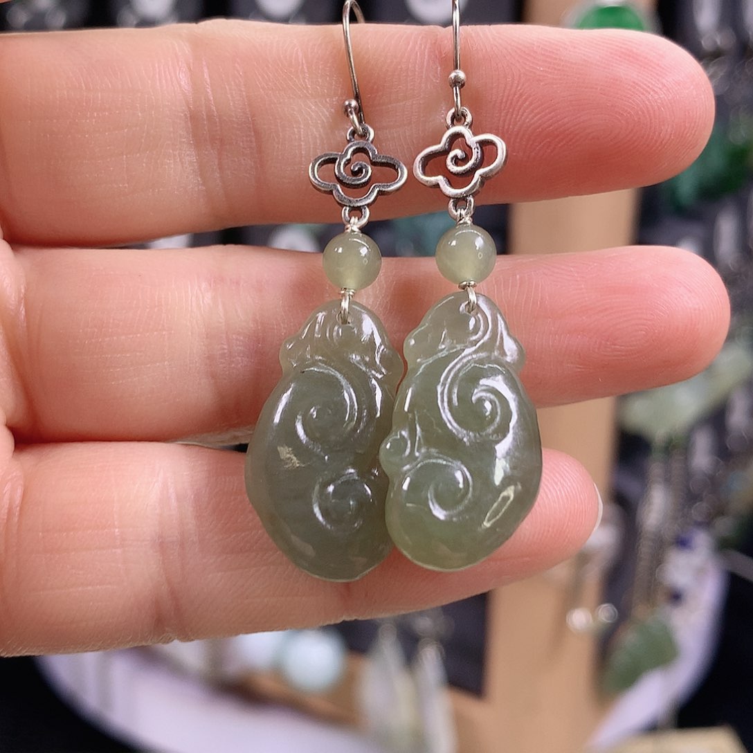 和田玉耳饰银S925镶嵌精美