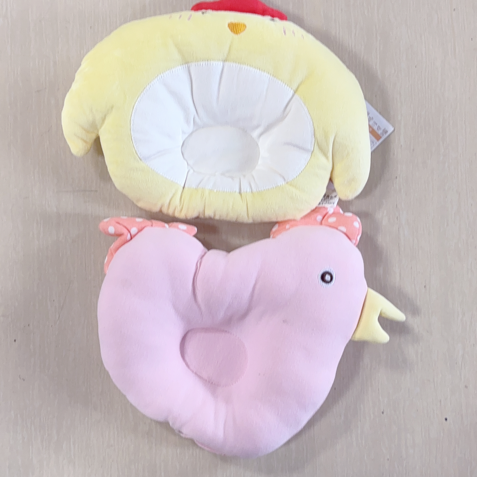 定型枕婴儿枕头2个有瑕疵介意勿拍