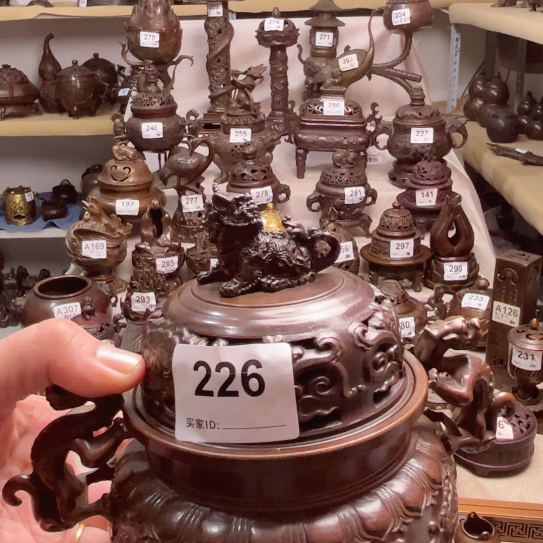 Y****E黄铜材质一物一拍999999