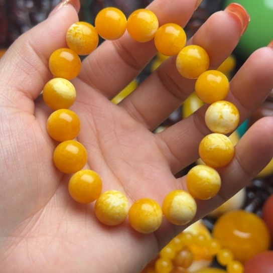 琥珀手串未镶嵌蜜蜡