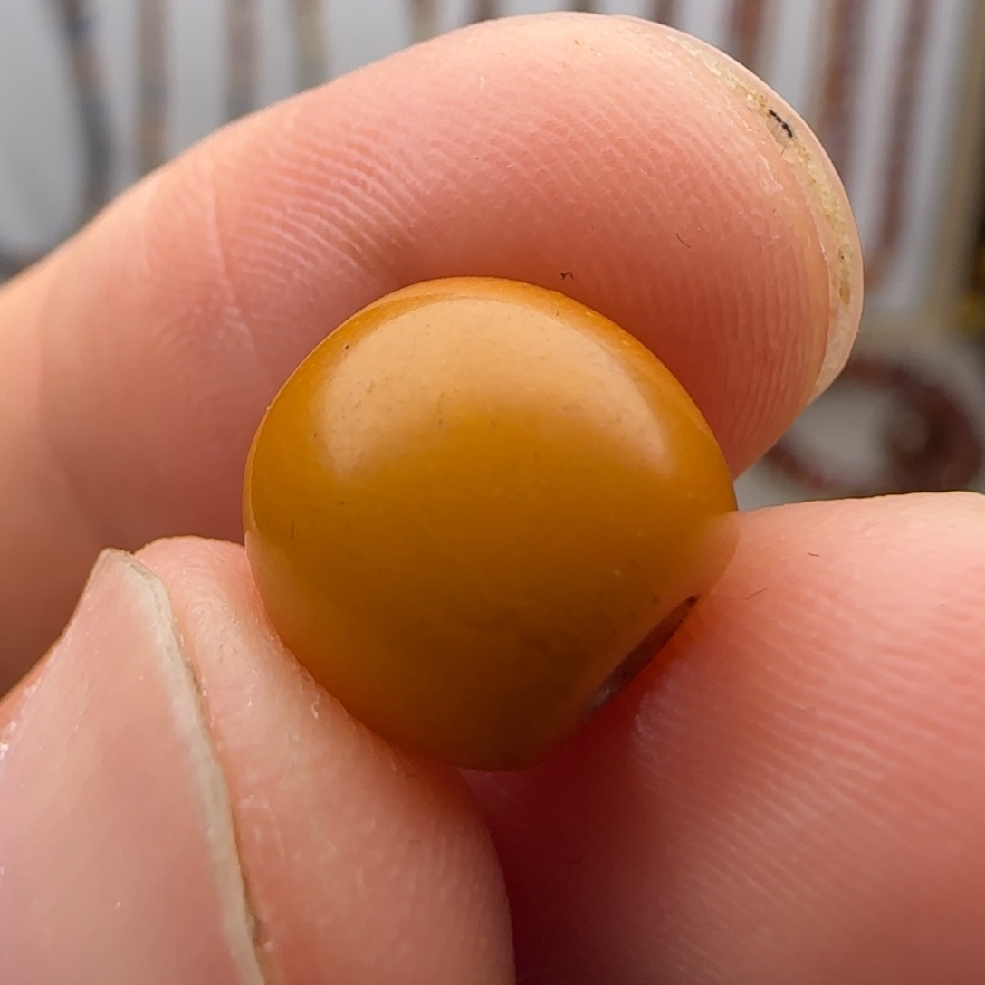 琥珀裸石未镶嵌gu gu gu gu