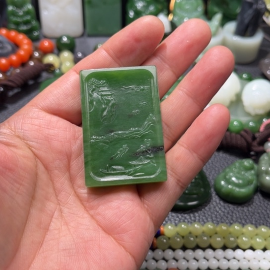 【闪购商品】和田玉颈饰未镶嵌快****机