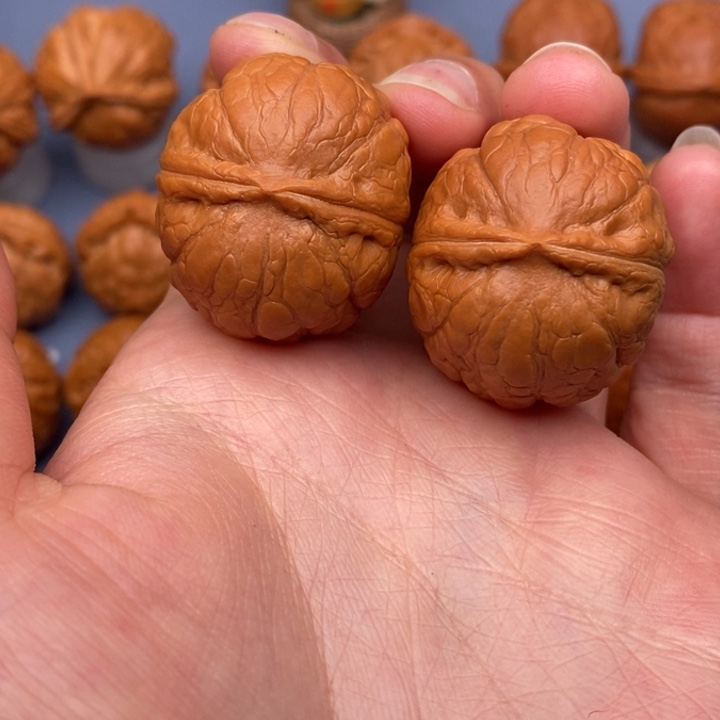 文玩核桃把件水晶方墩