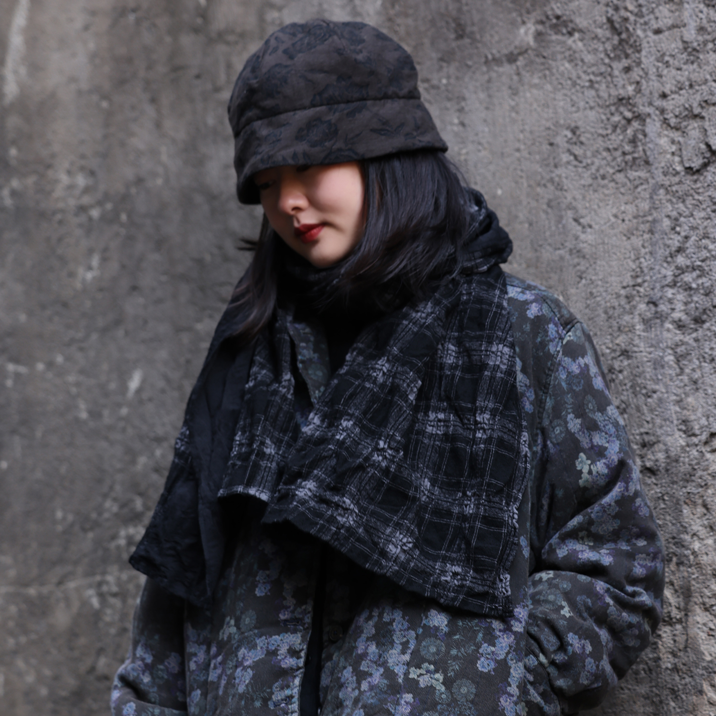 衣路走来原创设计羊毛棉斜角拼接格子围巾39394-1