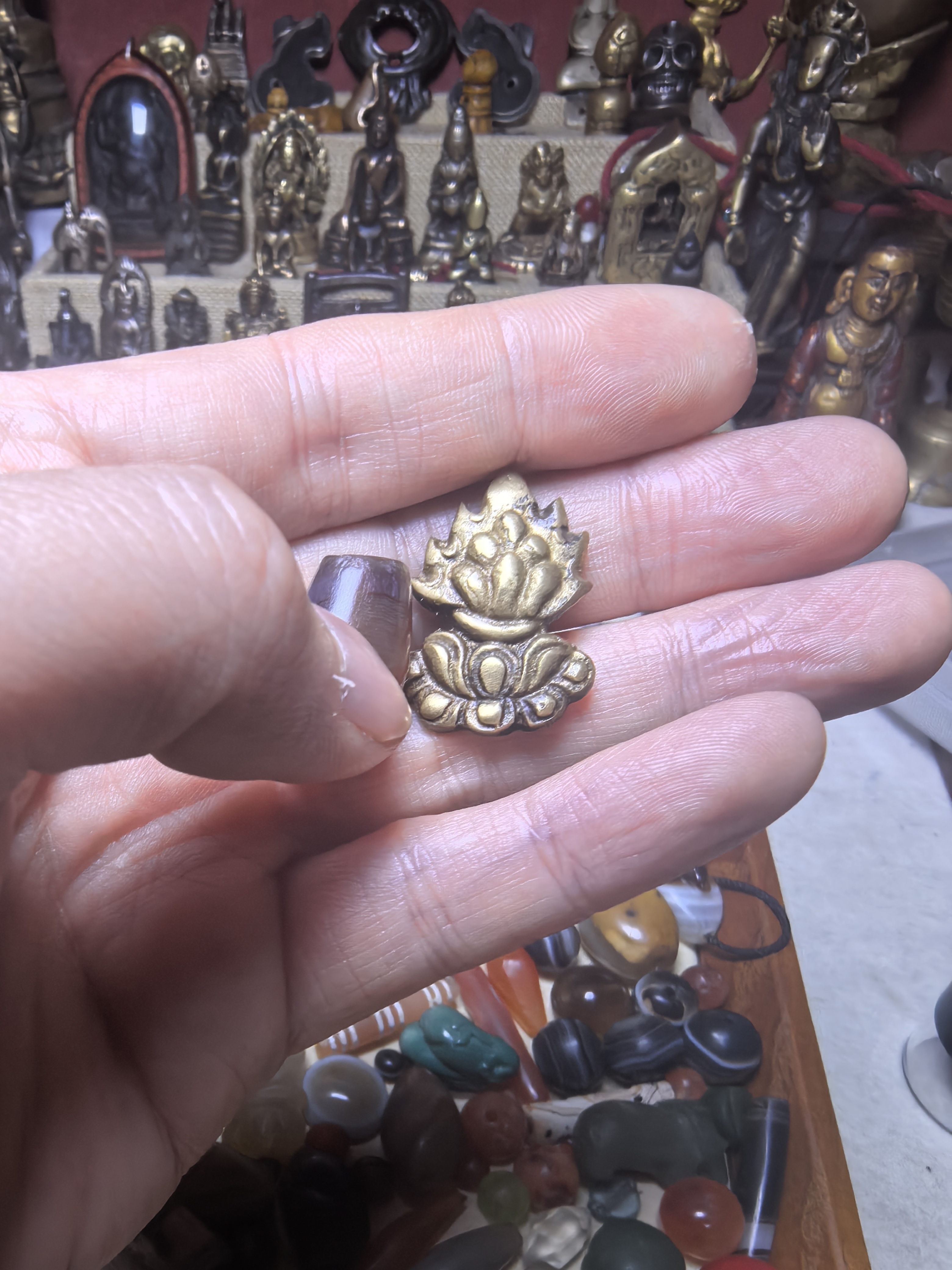 藏系缠丝暗纹铜吊坠