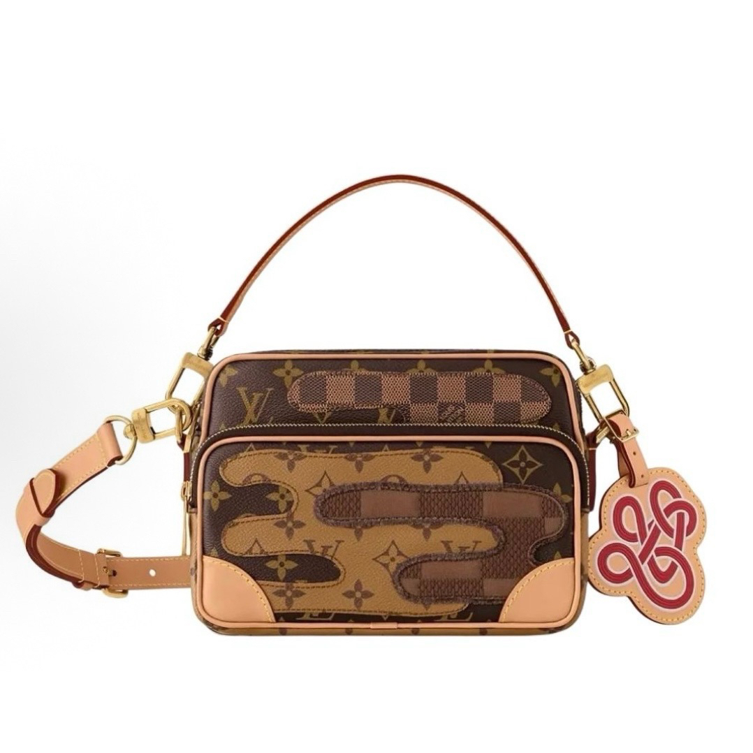 99新 LouisVuitton/路易威登 Nil Monogram 拼棋盘格斜挎包 G047