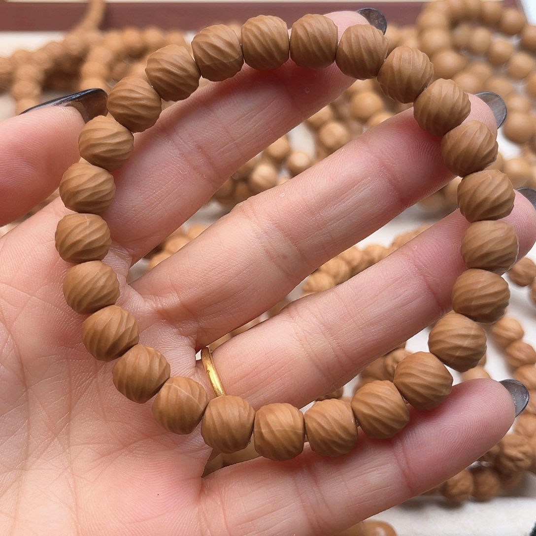 手串猴头核桃w****y云锦9.5