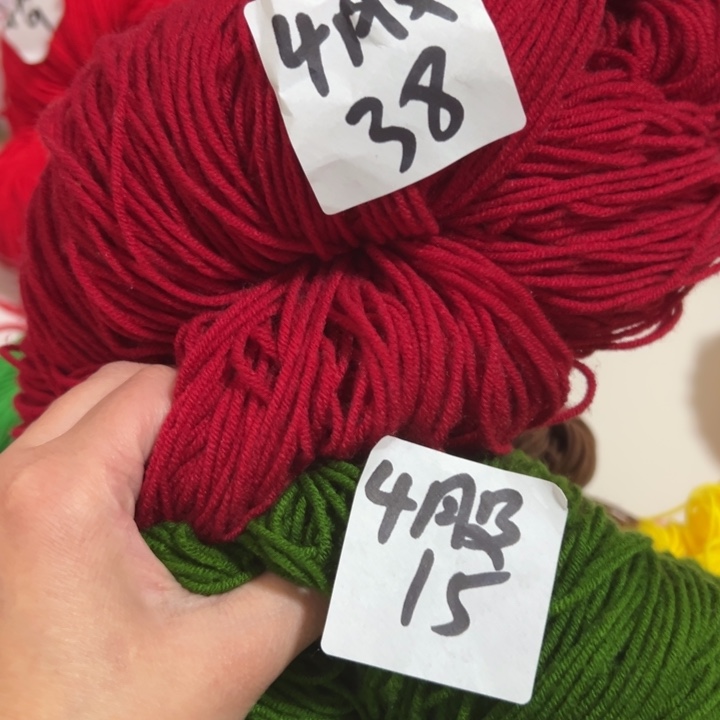 三醋酯纤维4股38号红2个 草绿15号一个