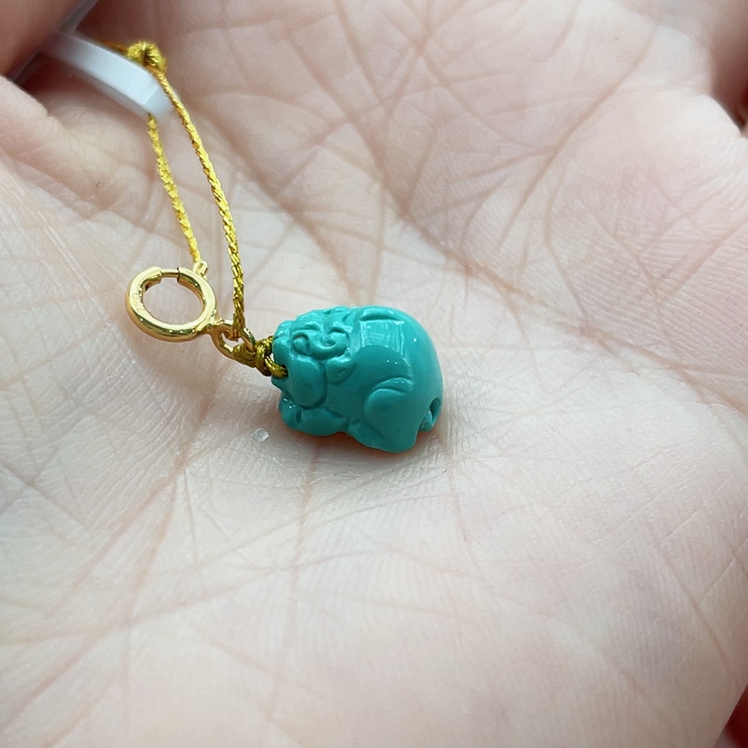 绿松石颈饰18K金镶嵌