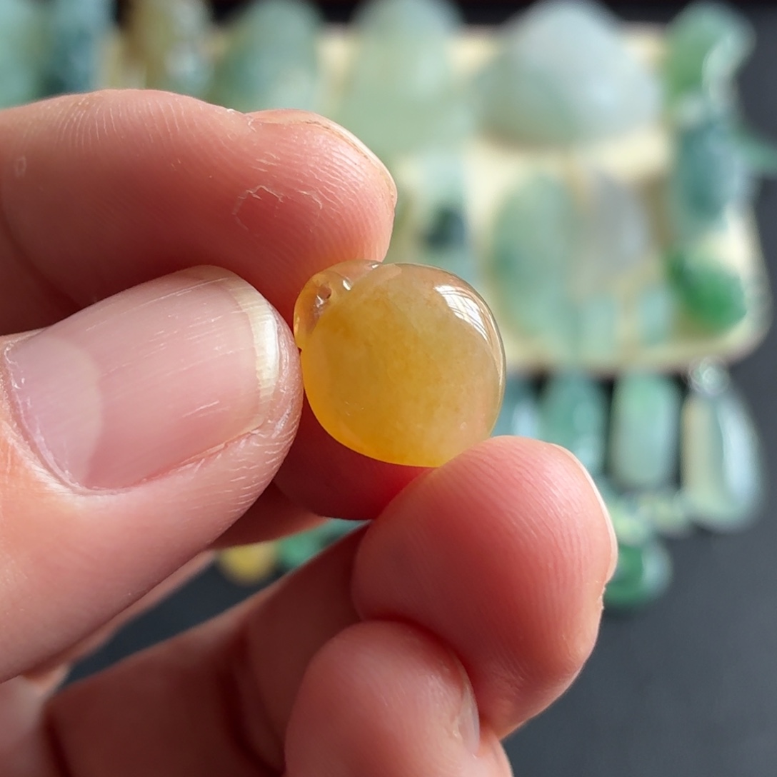 定制翡翠未镶嵌桃子