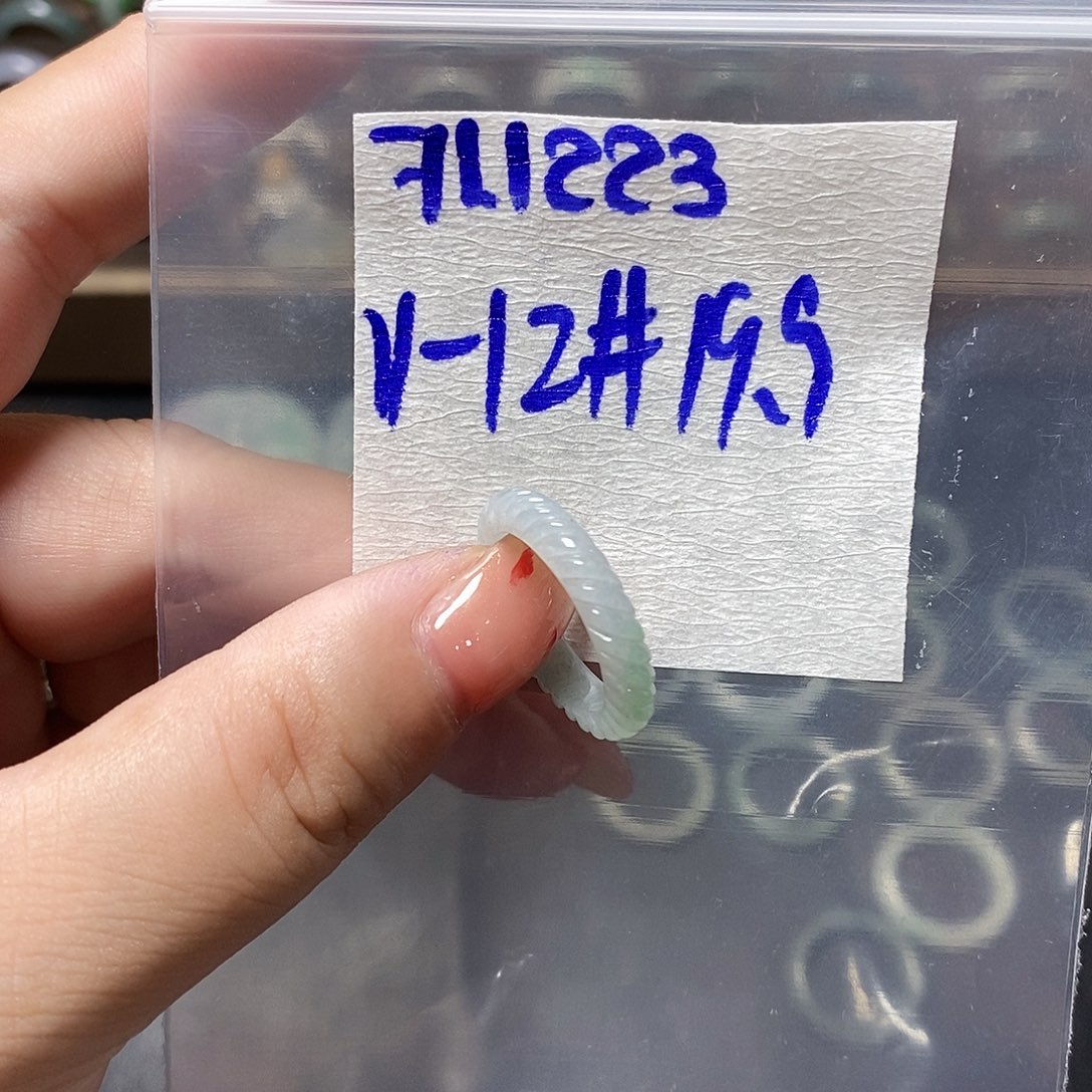 未镶嵌定制翡翠翡翠