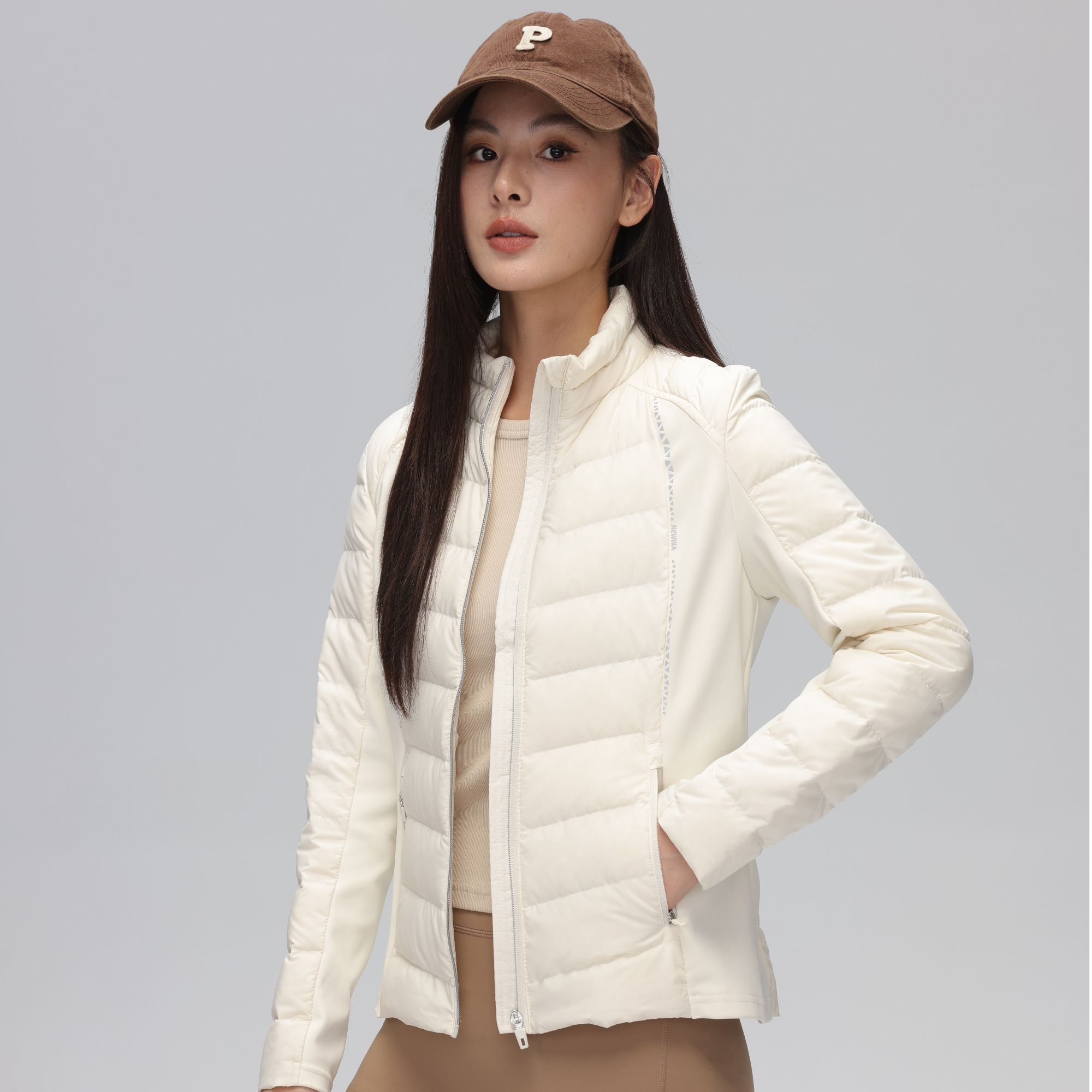 2025立领保暖轻薄时尚休闲瑜伽服羽绒服821J