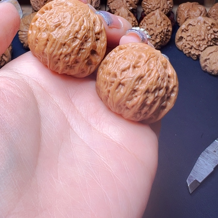 文玩核桃吊坠铁锤35.5