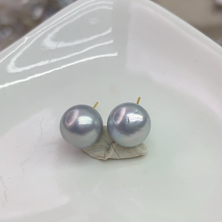 秋***央淡水珍珠银S925镶嵌耳饰