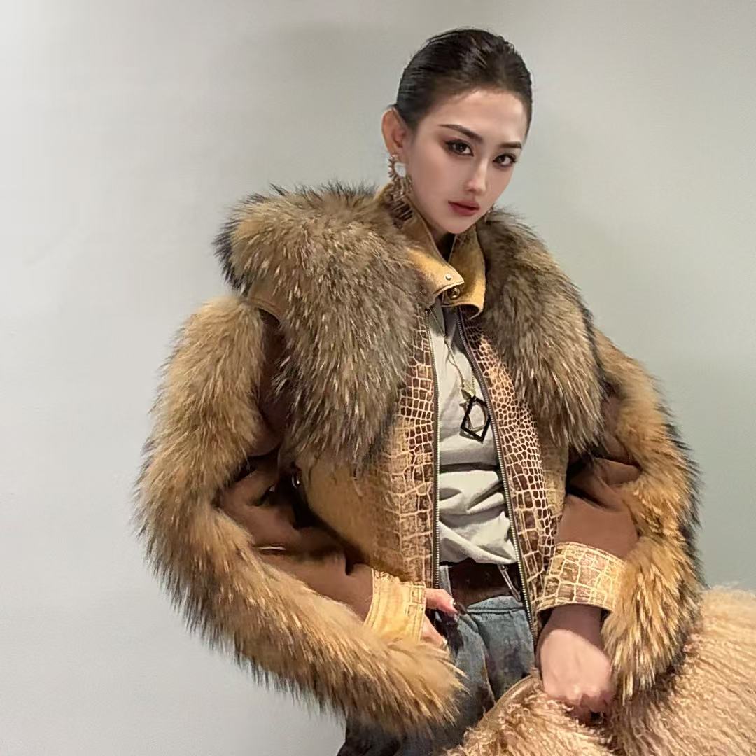 【女王优选】时尚冬季气质设计师皮毛一体海宁皮草外套98910