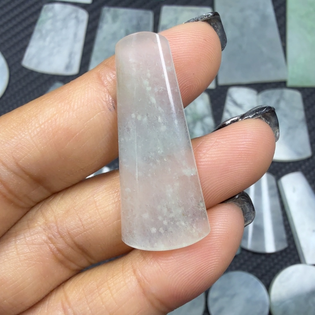 翡翠颈饰未镶嵌天然缅甸a货翡翠