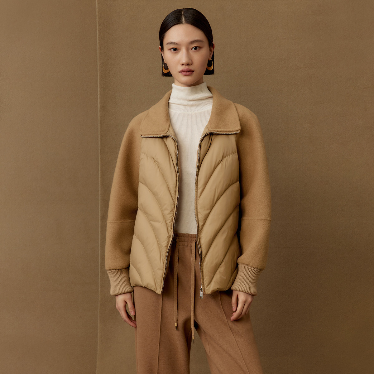 【曼德诗】纯羊毛简约设计感保暖鸭绒外套MC427309374