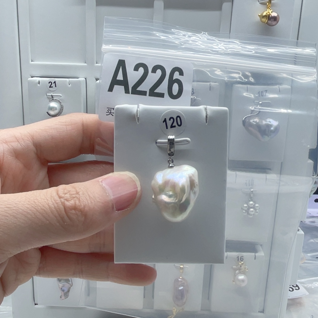 淡水珍珠颈饰合金