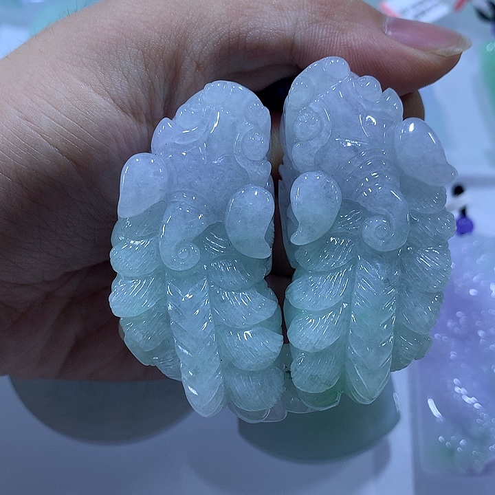 翡翠未镶嵌颈饰天然翡翠A货吊坠