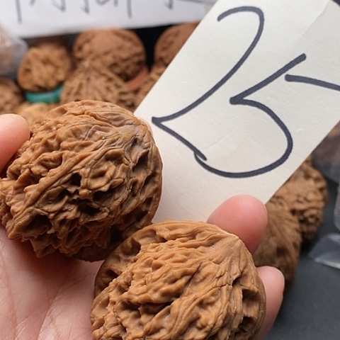 桃核吊坠44全品南疆