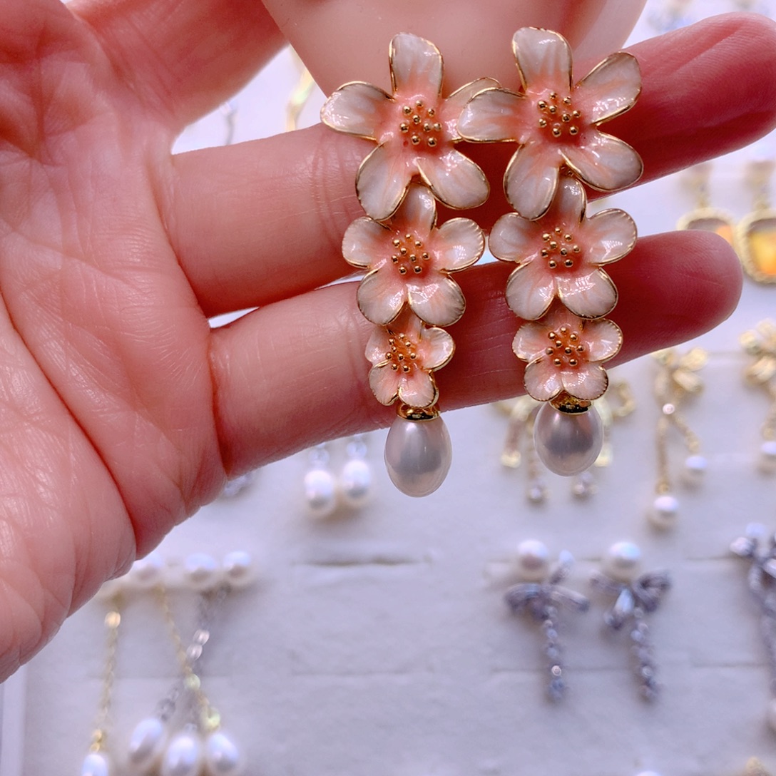 淡水珍珠耳饰合金