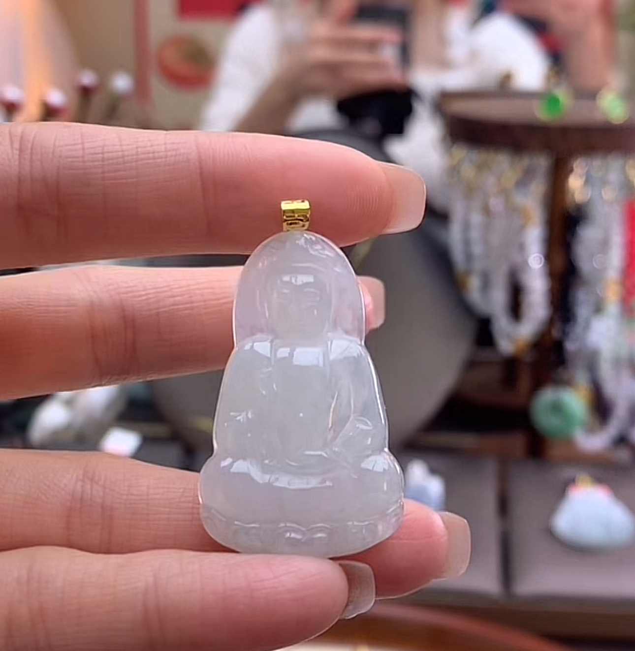 天然a货翡翠吊坠