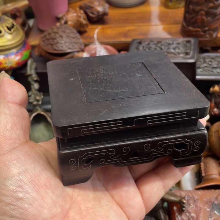 端景台紫檀木类陶瓷艺术家的作品