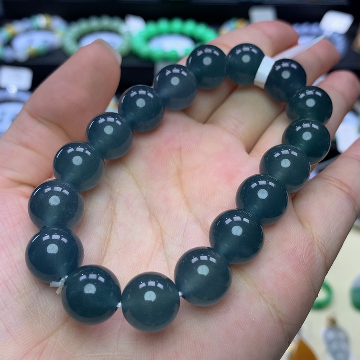 未镶嵌翡翠手串翡翠